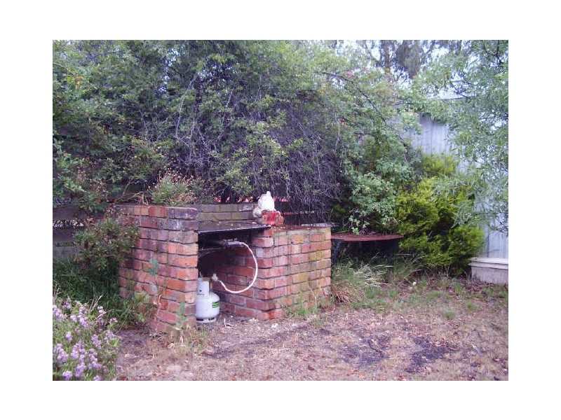 615 Dry Creek Rd, Kilmore East VIC 3764