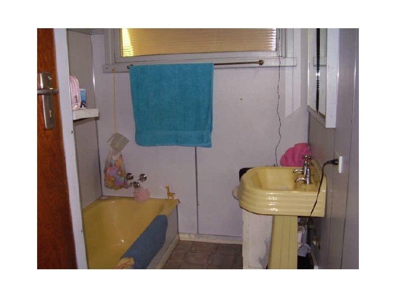 10 McKenzie Street, Broadford VIC 3658