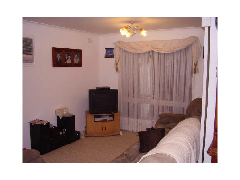 18 Club Parade, Kilmore VIC 3764