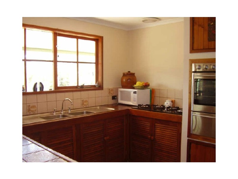 395 Davis Road, Broadford VIC 3658