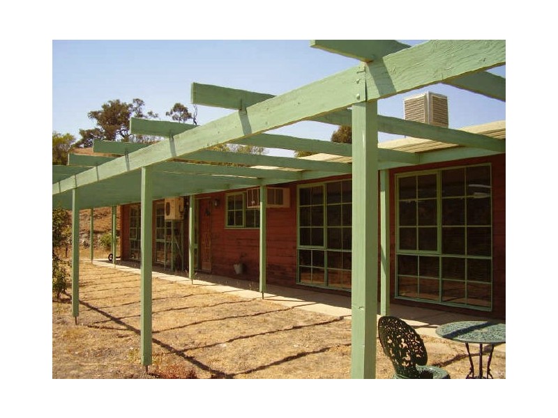 395 Davis Road, Broadford VIC 3658