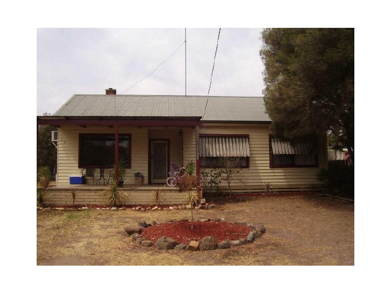 26 McKenzie Street, Broadford VIC 3658
