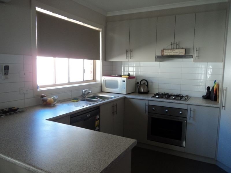 4/3-5 Murchison Street, Broadford VIC 3658