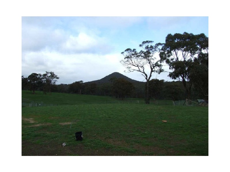 355 Glenaroua Rd, Broadford VIC 3658