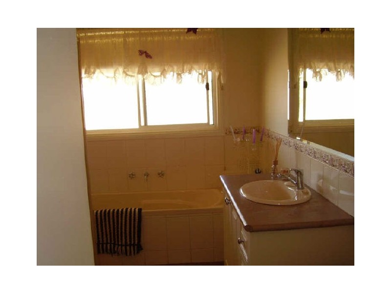 355 Glenaroua Rd, Broadford VIC 3658