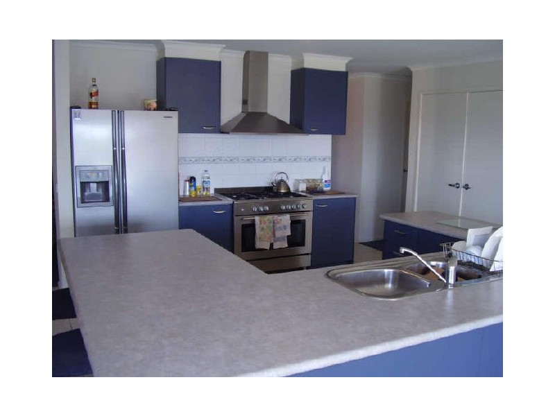 34 Chrystobel Way, Kilmore VIC 3764