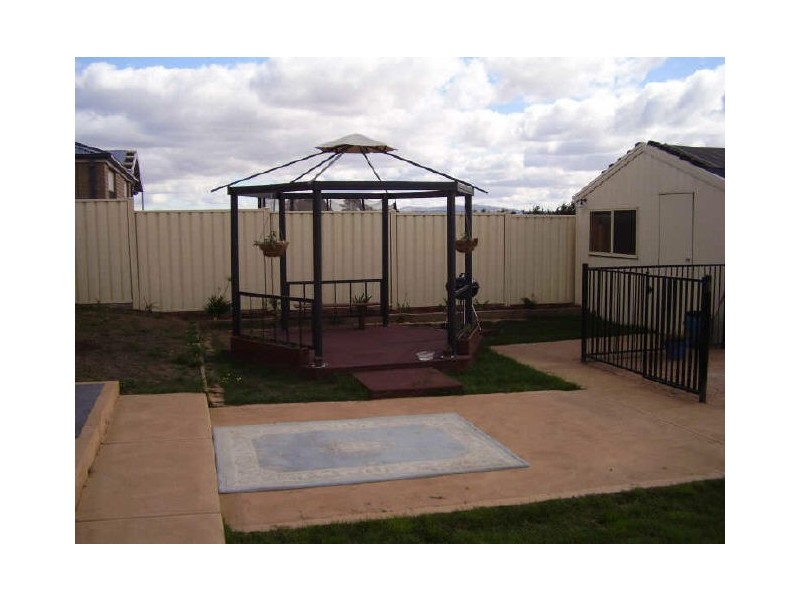 34 Chrystobel Way, Kilmore VIC 3764