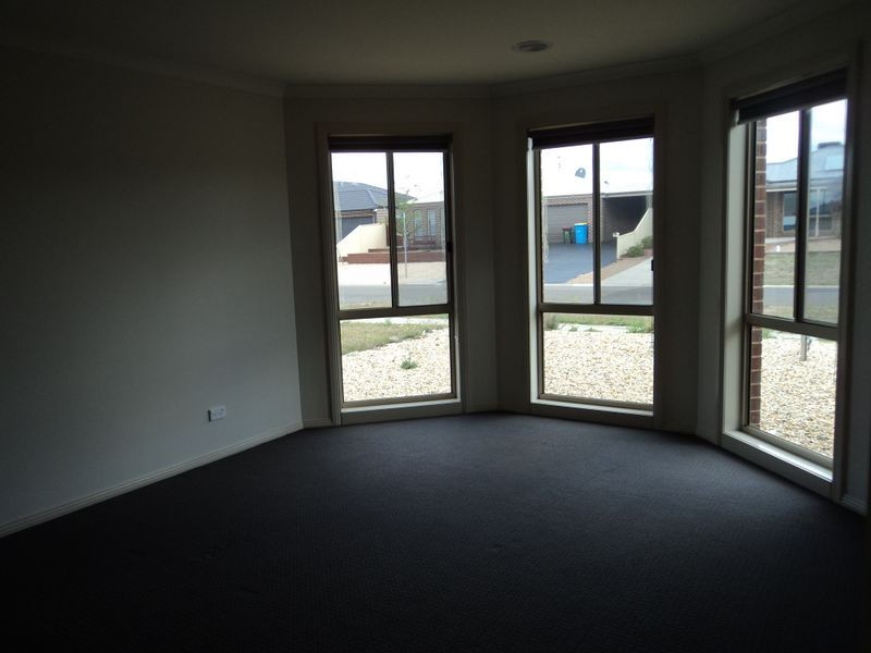 18 Chrystobel Way, Kilmore VIC 3764