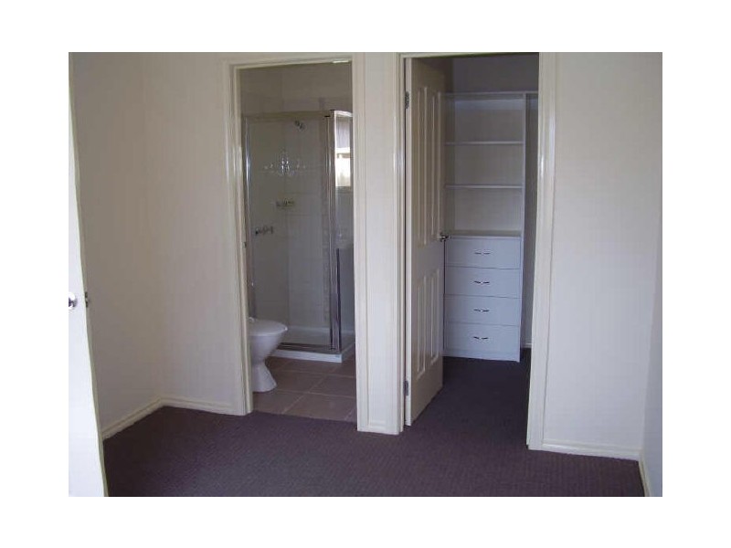 2/29 Hawdon Street, Broadford VIC 3658