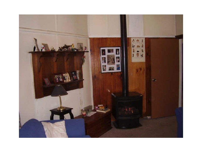 15 High Street, Broadford VIC 3658