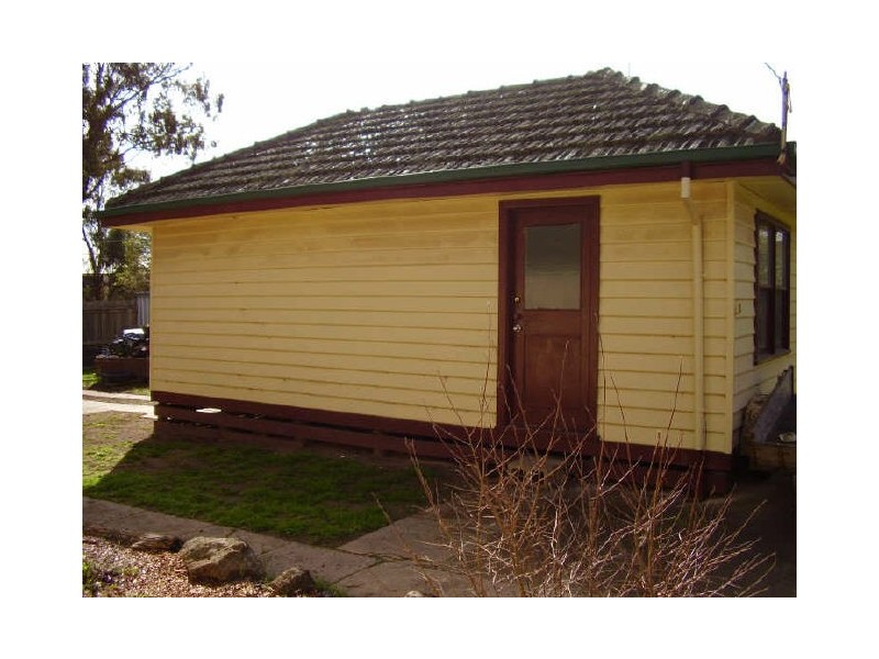 18 Snodgrass Street, Broadford VIC 3658