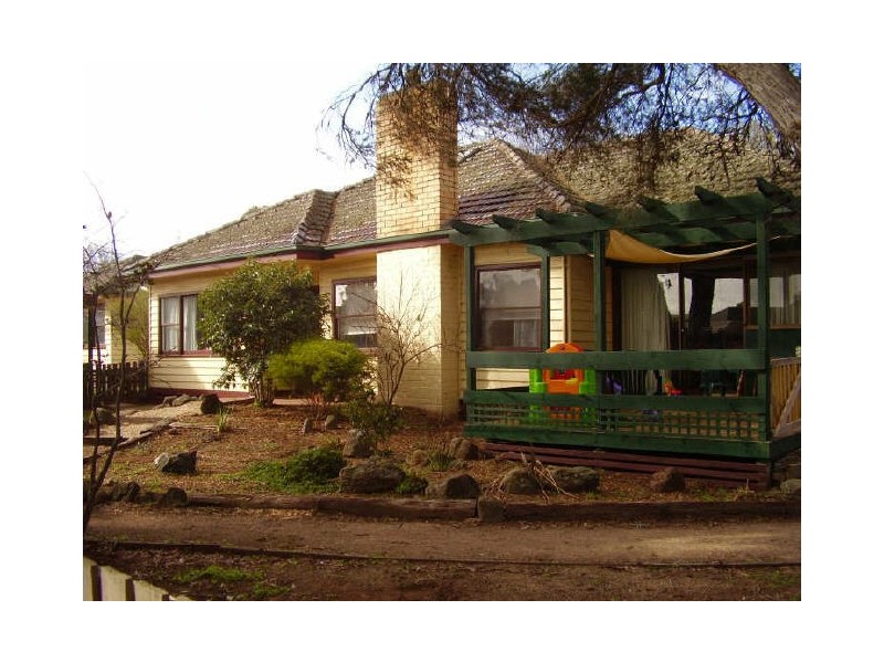 18 Snodgrass Street, Broadford VIC 3658