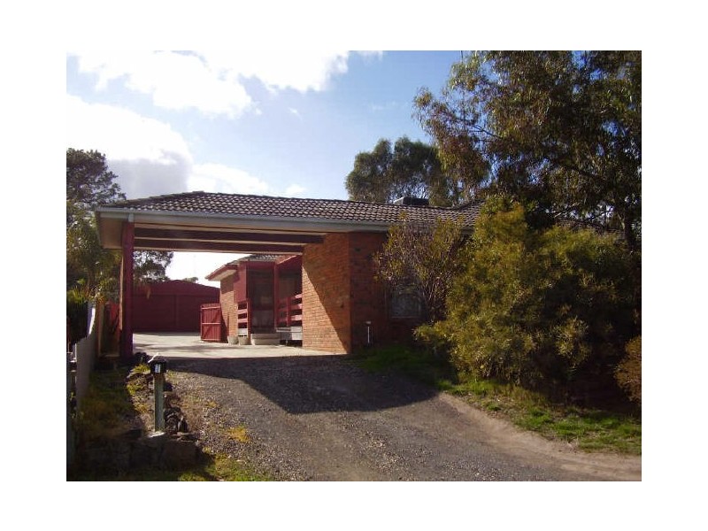 7 Donaldson Drive, Broadford VIC 3658