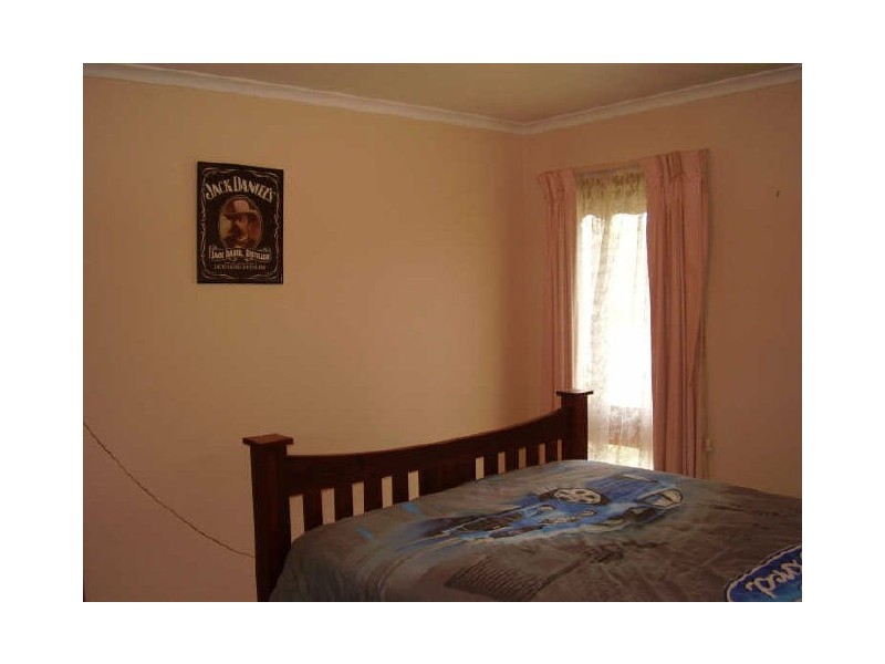 7 Donaldson Drive, Broadford VIC 3658