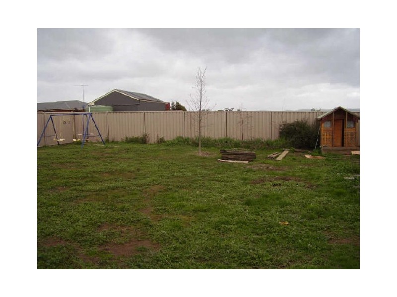 5 Candice Street, Kilmore VIC 3764
