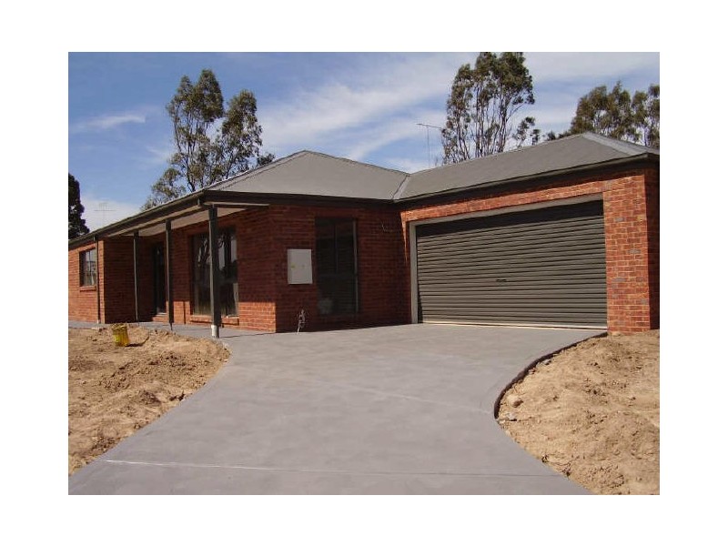 5 Parkland Place, Broadford VIC 3658