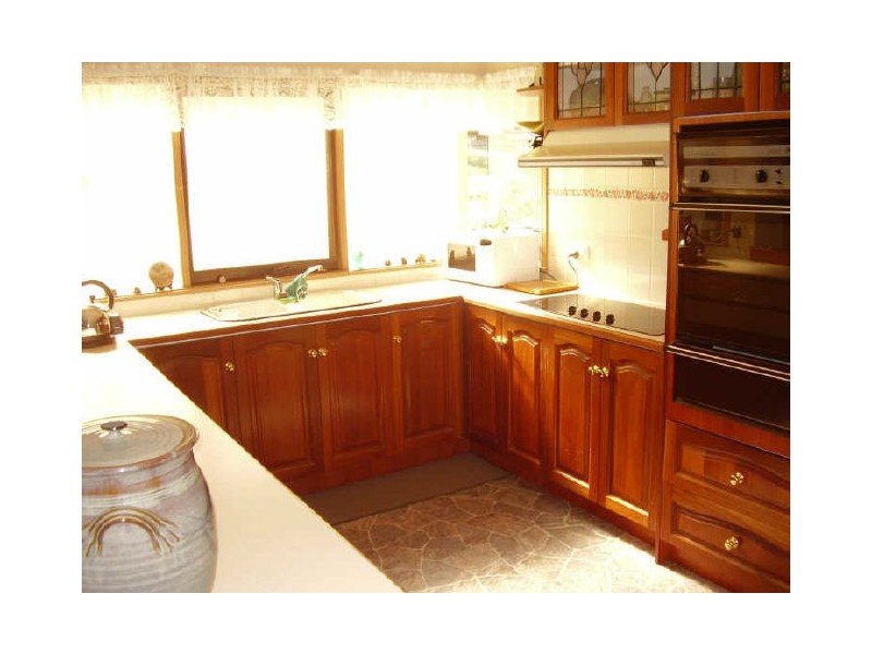 7 McDonald Drive, Wandong VIC 3758