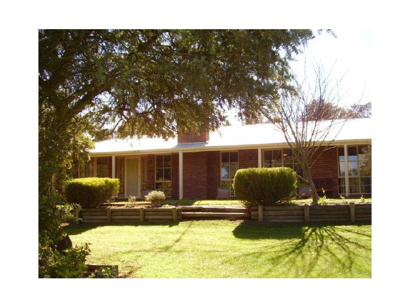 7 McDonald Drive, Wandong VIC 3758