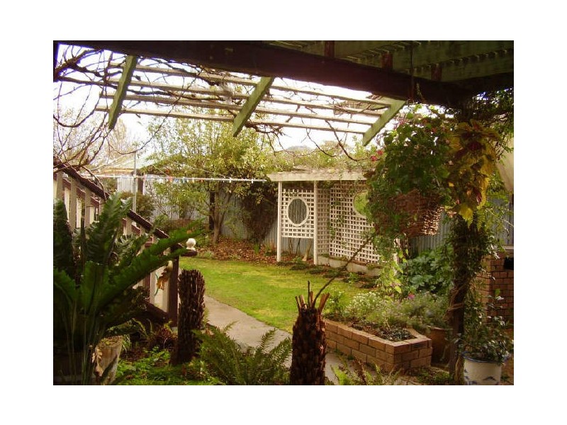 4A First Street, Broadford VIC 3658