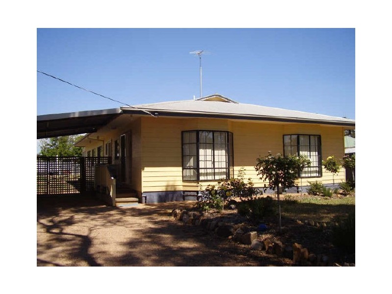 36 Mollison Street, Broadford VIC 3658