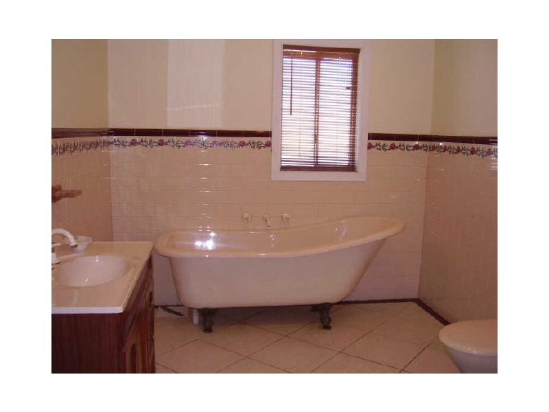 36 Mollison Street, Broadford VIC 3658