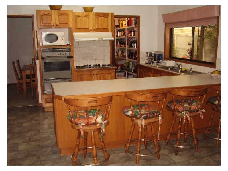 10 View Road, Heathcote Junction VIC 3758