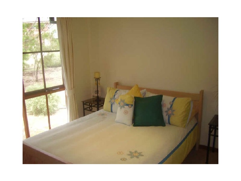 12 Fleming Drive, Broadford VIC 3658