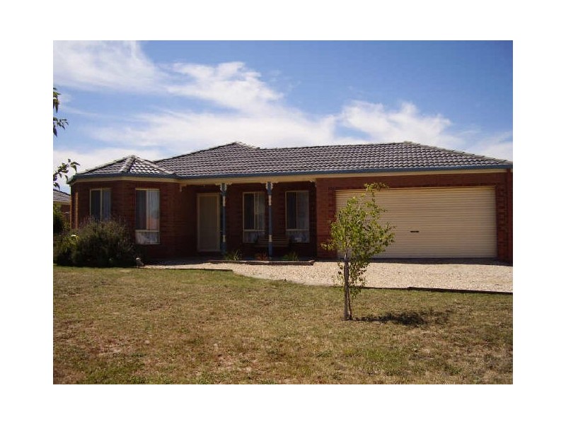 35 Sports Ave, Kilmore VIC 3764