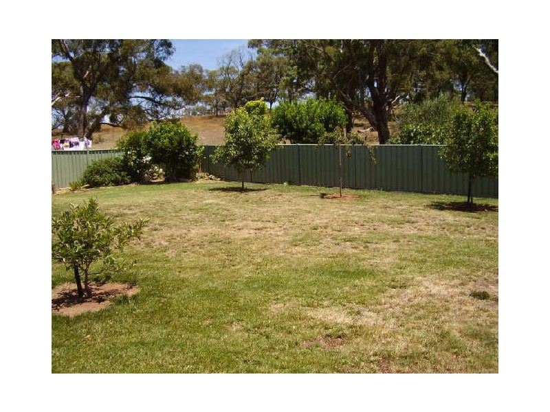 20 Centenary Drive, Kilmore VIC 3764