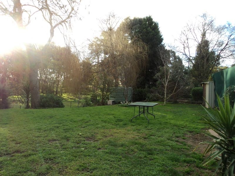 6 Robert Street, Broadford VIC 3658