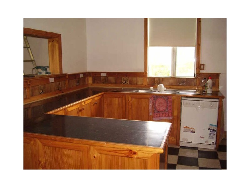 11 Powlett Street, Broadford VIC 3658