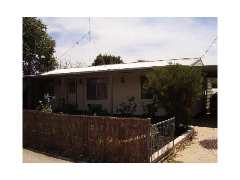 187 High Street, Broadford VIC 3658