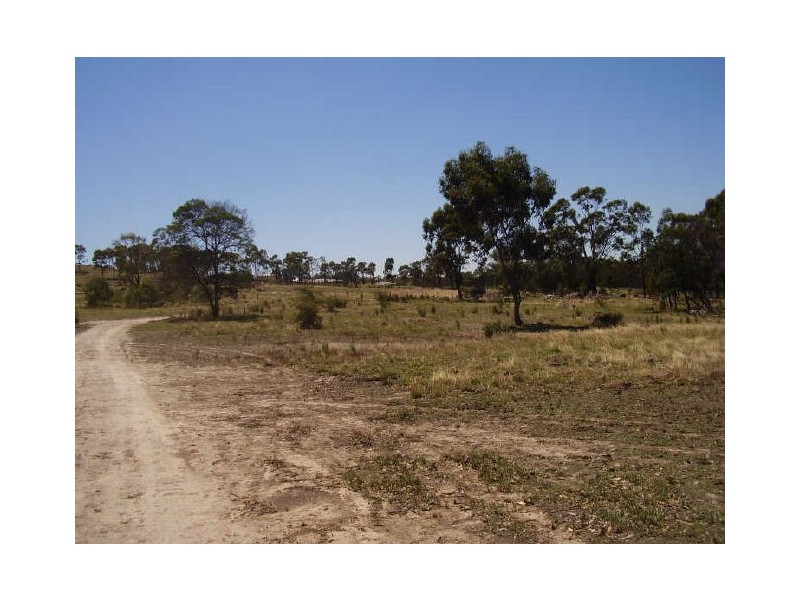 1930 Dry Creek Road, Broadford VIC 3658