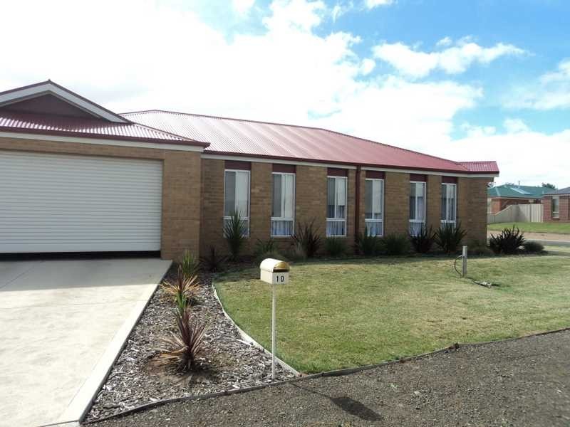 10 Candice Street, Kilmore VIC 3764