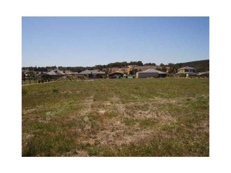 6 Oak Court, Kilmore VIC 3764