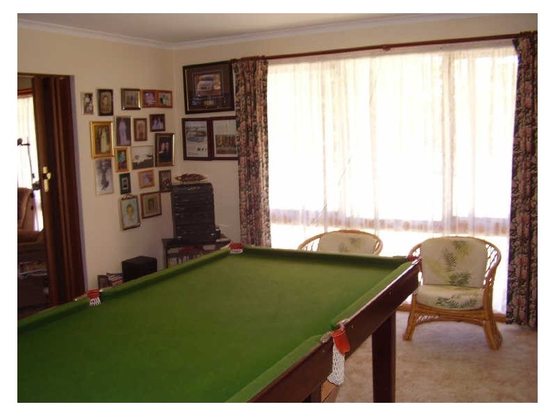 16 Fleming Drive, Broadford VIC 3658