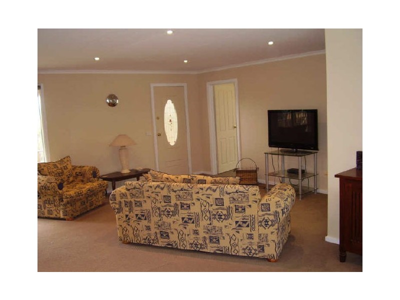 3 Hillview Drive, Broadford VIC 3658