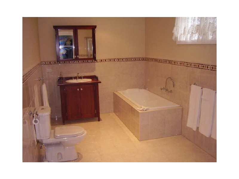 3 Hillview Drive, Broadford VIC 3658