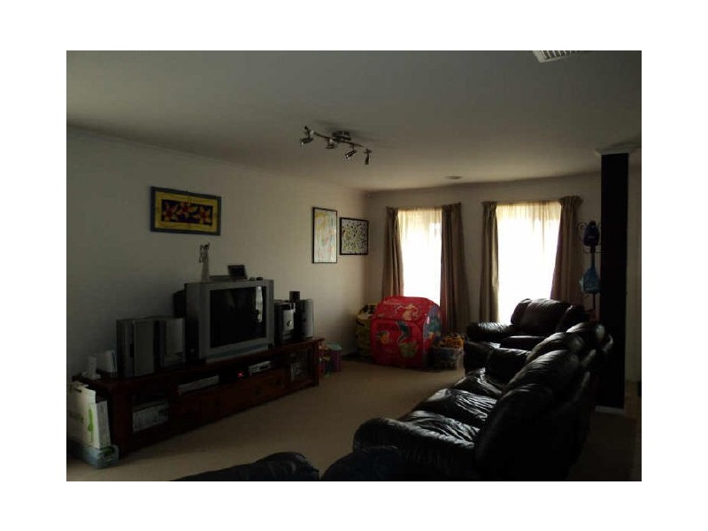 13 Stafford Street, Broadford VIC 3658