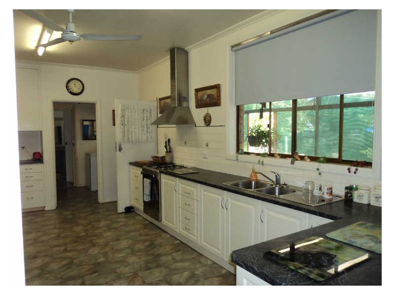 153 Burges Lane, Broadford VIC 3658