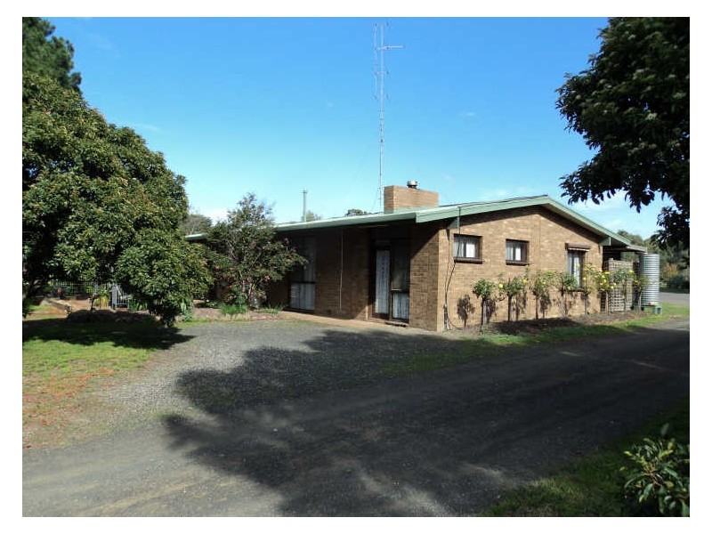 153 Burges Lane, Broadford VIC 3658