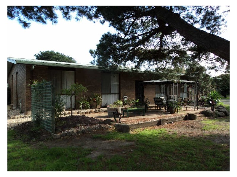 153 Burges Lane, Broadford VIC 3658