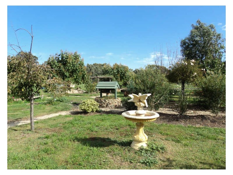 153 Burges Lane, Broadford VIC 3658