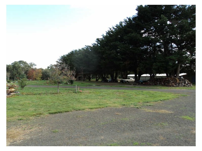 153 Burges Lane, Broadford VIC 3658