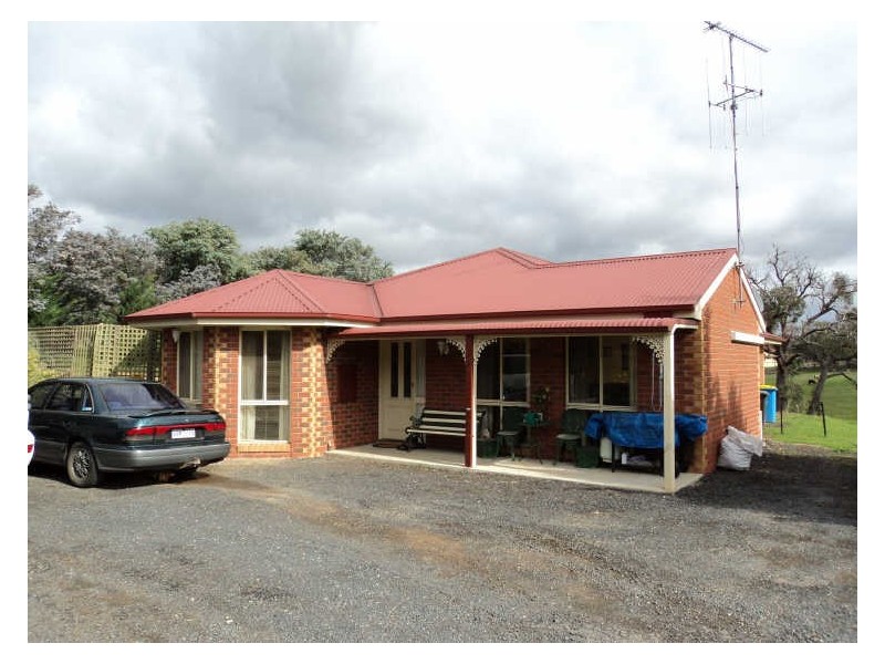 12 Roditis Avenue, Broadford VIC 3658