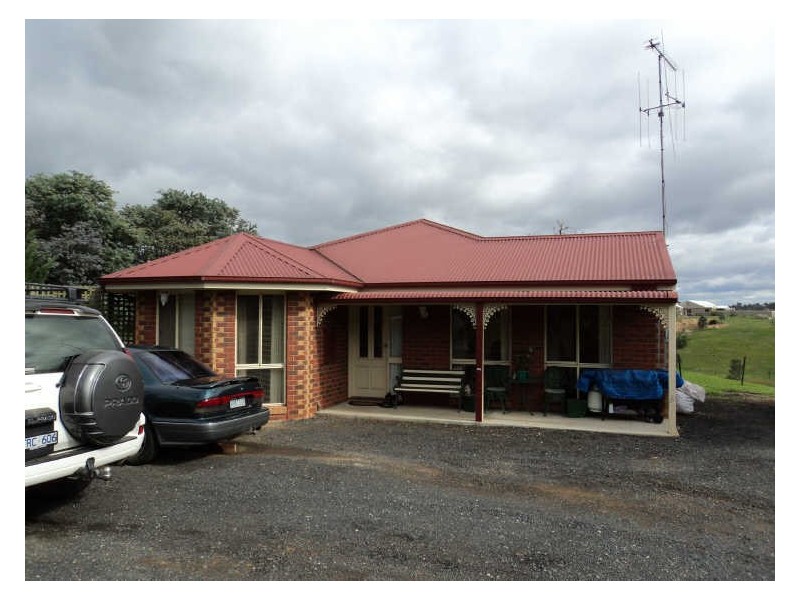 12 Roditis Avenue, Broadford VIC 3658