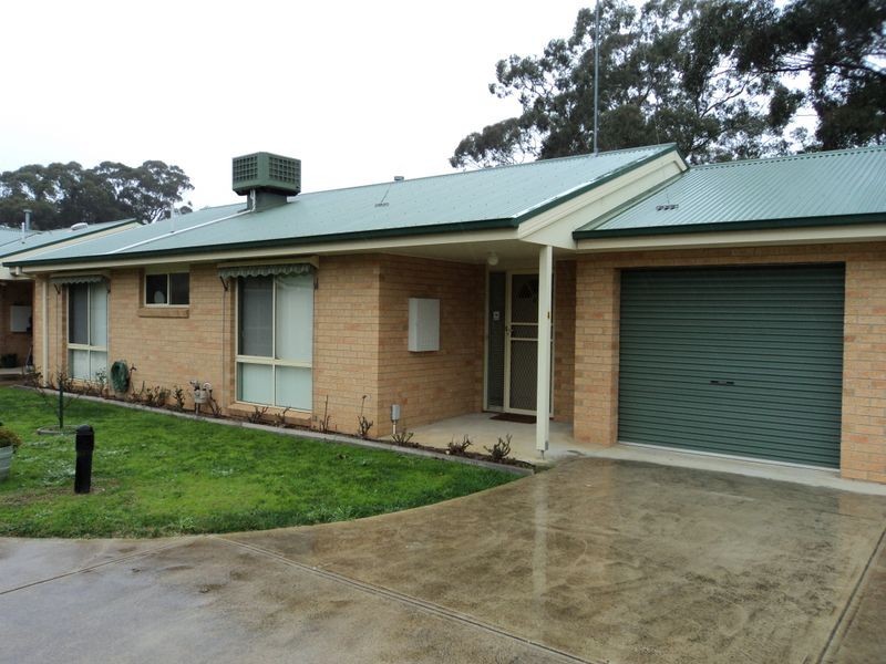 4/15 Ferguson Street, Broadford VIC 3658