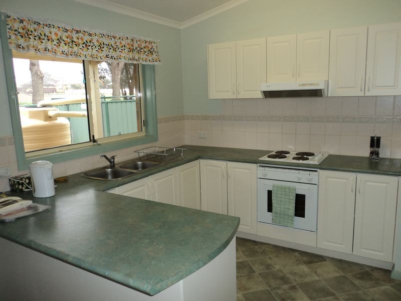 4/15 Ferguson Street, Broadford VIC 3658