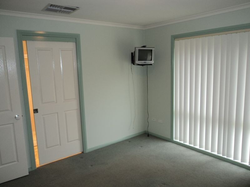 4/15 Ferguson Street, Broadford VIC 3658