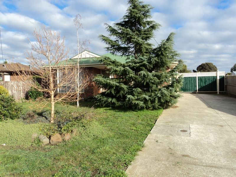 34 McCarthy Court, Wallan VIC 3756